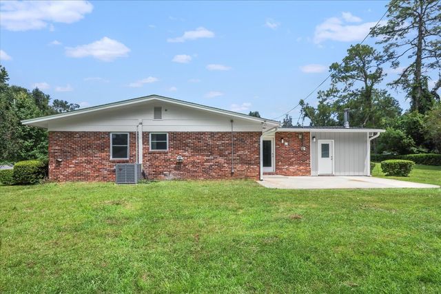 2401 Jim Lee Road, Tallahassee, FL 32301
