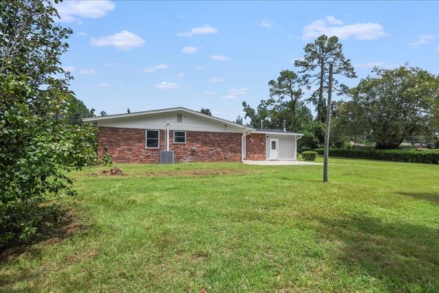 2401 Jim Lee Road, Tallahassee, FL 32301