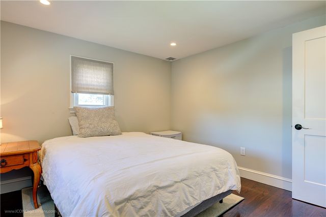 18 Sylvan Terrace, Newport, RI 02840