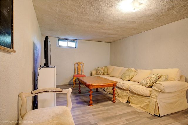 18 Sylvan Terrace, Newport, RI 02840