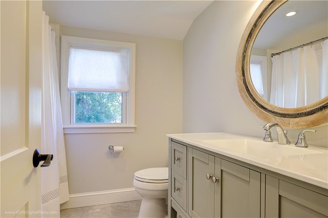 18 Sylvan Terrace, Newport, RI 02840