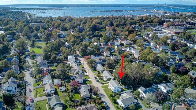 18 Sylvan Terrace, Newport, RI 02840