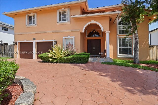 15867 SW 44th St, Miami, FL 33185