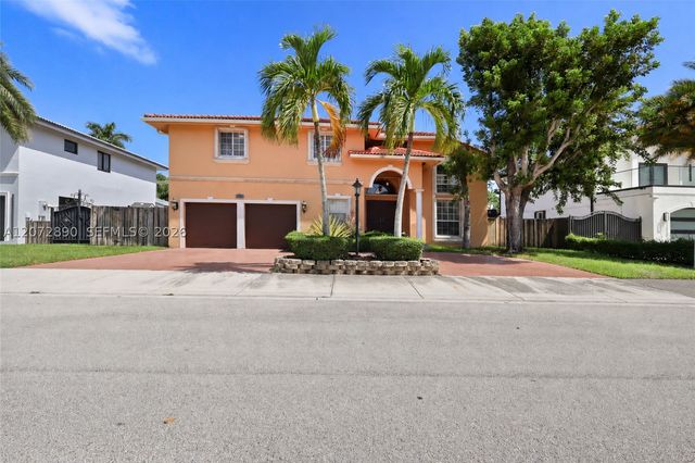 15867 SW 44th St, Miami, FL 33185