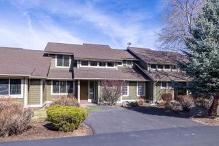 10674 Village Loop, Redmond, OR 97756