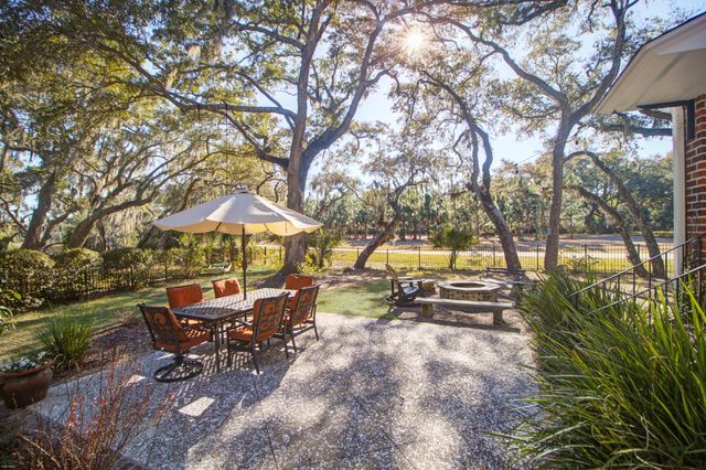 48 Colleton Drive, Charleston, SC 29407