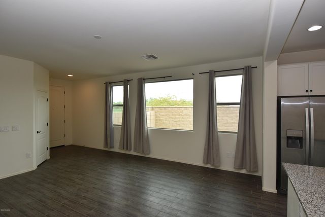 6658 E Via Pampas Morenas, Tucson, AZ 85756