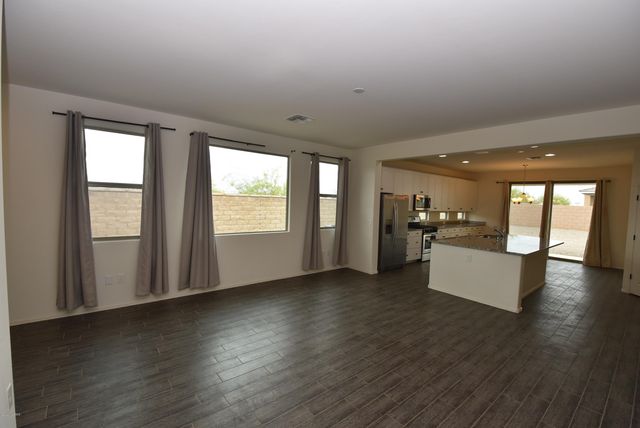 6658 E Via Pampas Morenas, Tucson, AZ 85756