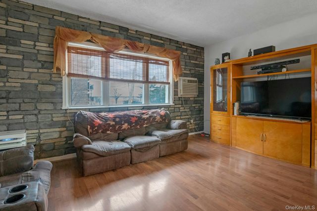 1103 Stadium Avenue, Bronx, NY 10465