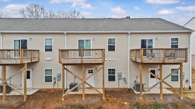 11112 Watson Drive Unit B, Seneca, SC 29672