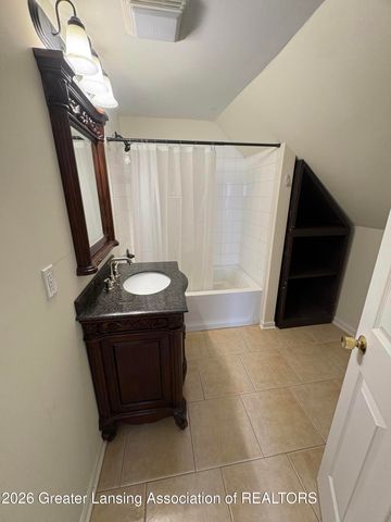 319 Howe Street, Lansing, MI 48915