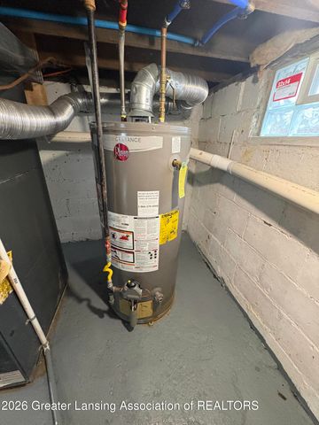 319 Howe Street, Lansing, MI 48915