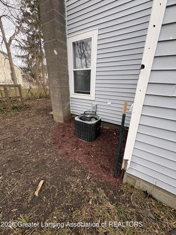 319 Howe Street, Lansing, MI 48915