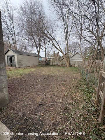 319 Howe Street, Lansing, MI 48915