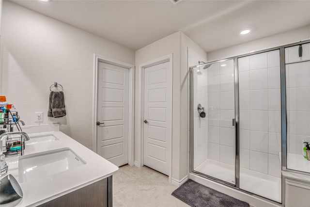 3821 KENWORTH Lane, Mckinney, TX 75071