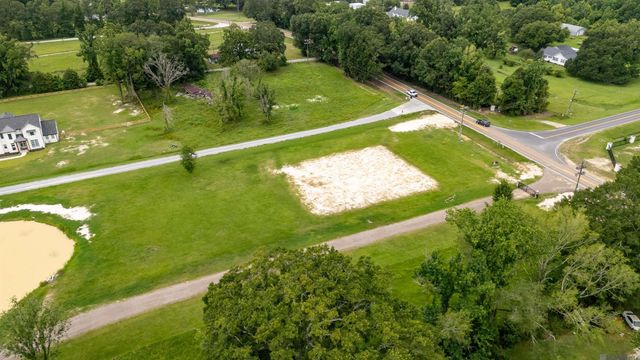 15314 Joor Rd, Zachary, LA 70791
