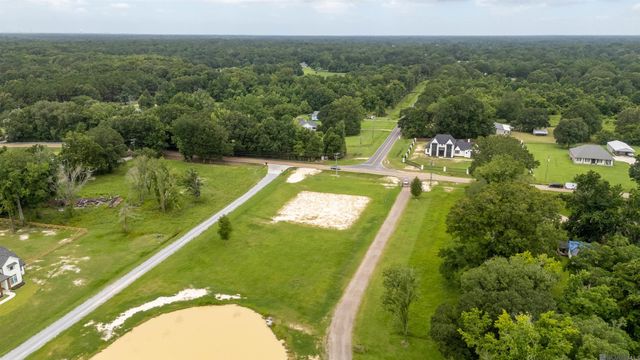 15314 Joor Rd, Zachary, LA 70791