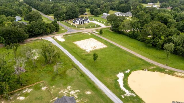 15314 Joor Rd, Zachary, LA 70791