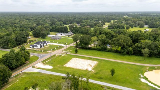 15314 Joor Rd, Zachary, LA 70791