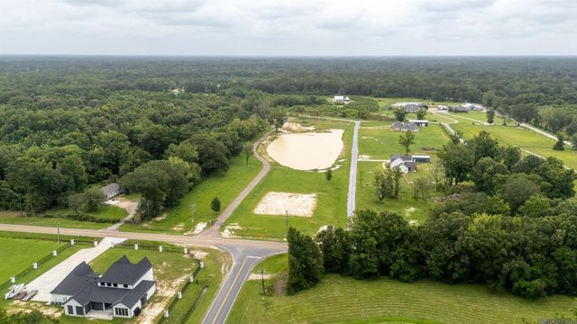 15314 Joor Rd, Zachary, LA 70791