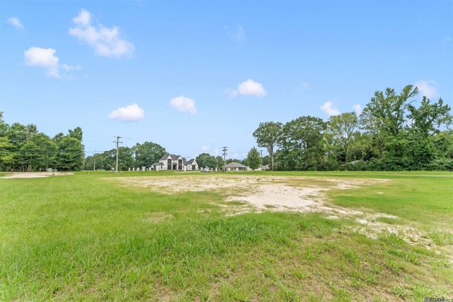 15314 Joor Rd, Zachary, LA 70791