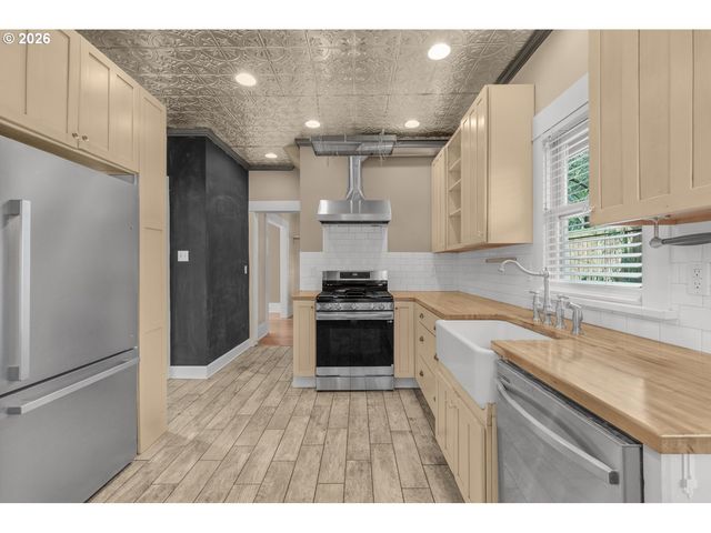 4406 Ne 14TH Ave, Portland, OR 97211