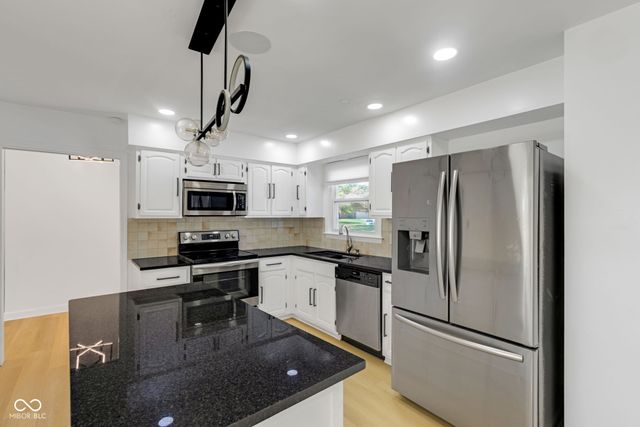 3141 Citadel Court, Indianapolis, IN 46268