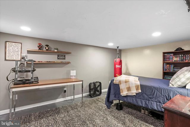 542 E LIBERTY STREET, Chambersburg, PA 17201