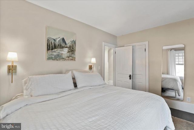 542 E LIBERTY STREET, Chambersburg, PA 17201