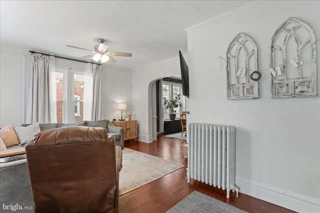 542 E LIBERTY STREET, Chambersburg, PA 17201