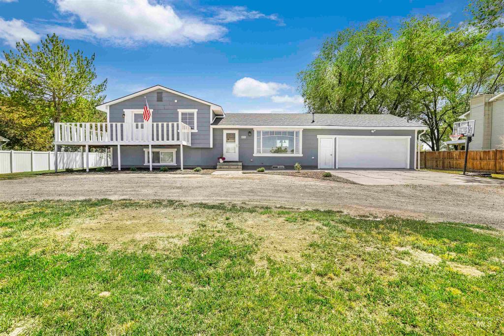 835 South Park Ave W, Twin Falls, ID 83301