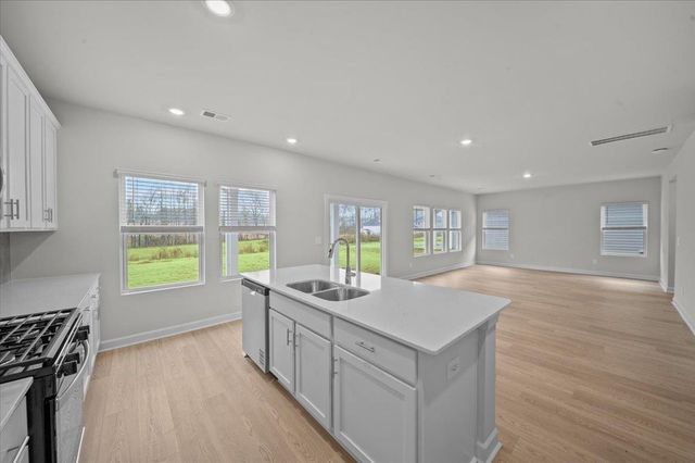 214 Tantalus Street, Gray Court, SC 29645