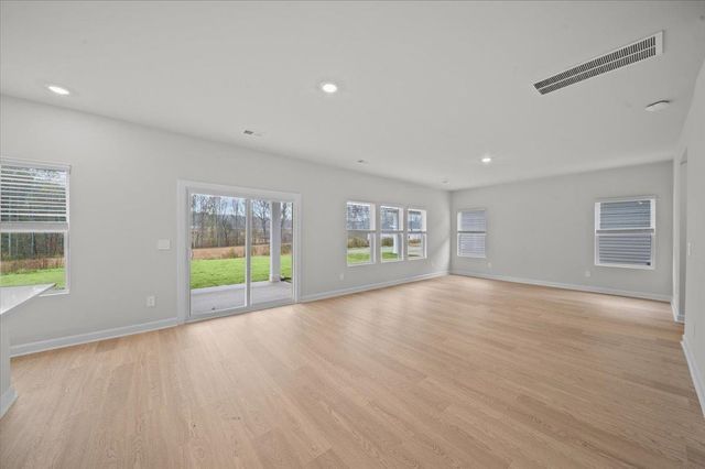 214 Tantalus Street, Gray Court, SC 29645