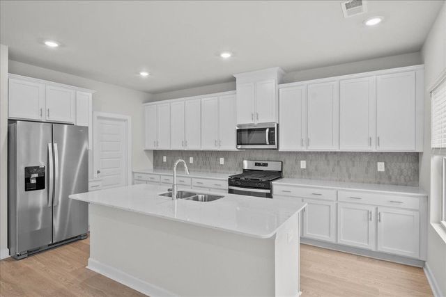 214 Tantalus Street, Gray Court, SC 29645