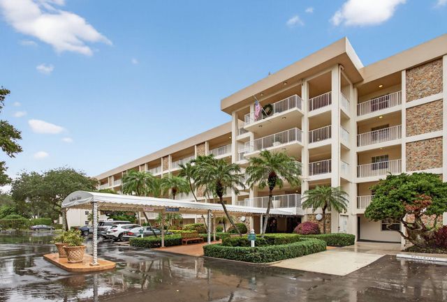 3503 Oaks Way 405, Pompano Beach, FL 33069