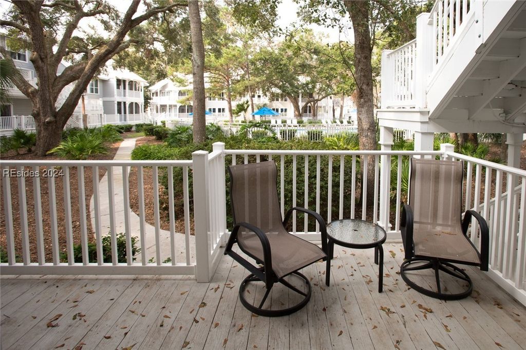 Image 14 of property listing at 14 Wimbledon Ct # 133-1, Hilton Head Island, SC 29928