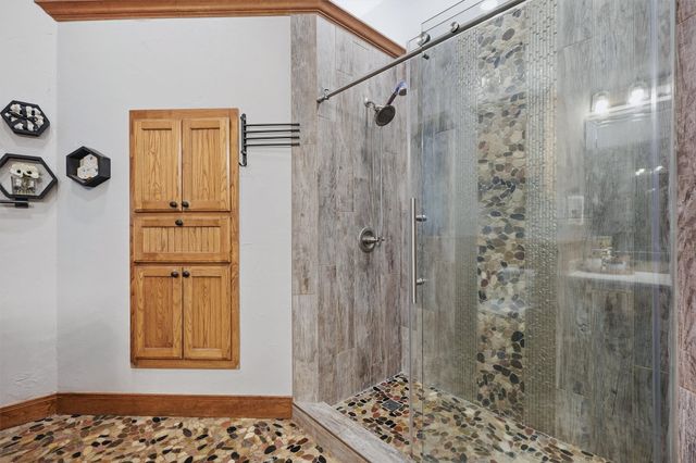 31 Forest Hills Circle, Gunter, TX 75058