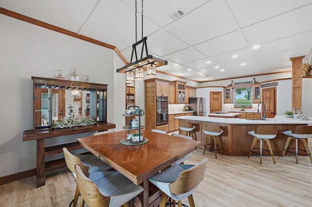 31 Forest Hills Circle, Gunter, TX 75058