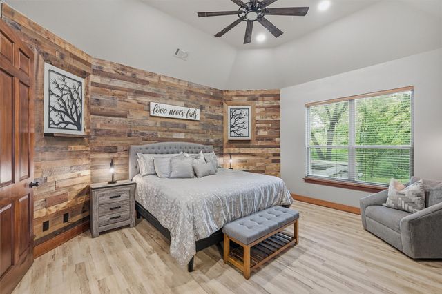 31 Forest Hills Circle, Gunter, TX 75058