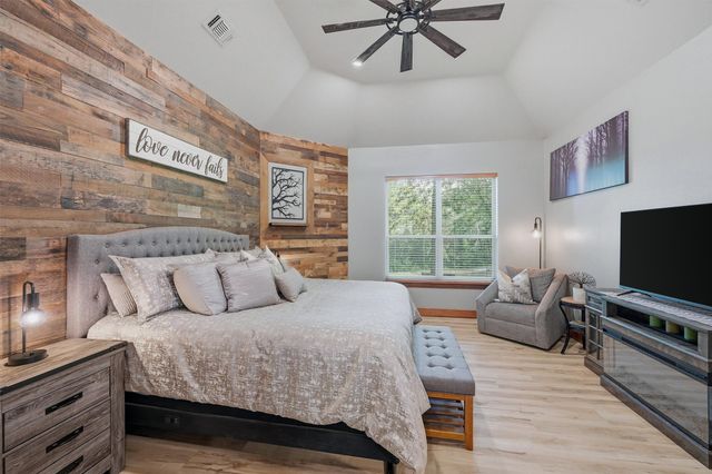 31 Forest Hills Circle, Gunter, TX 75058