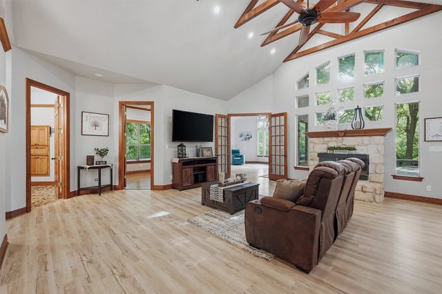 31 Forest Hills Circle, Gunter, TX 75058