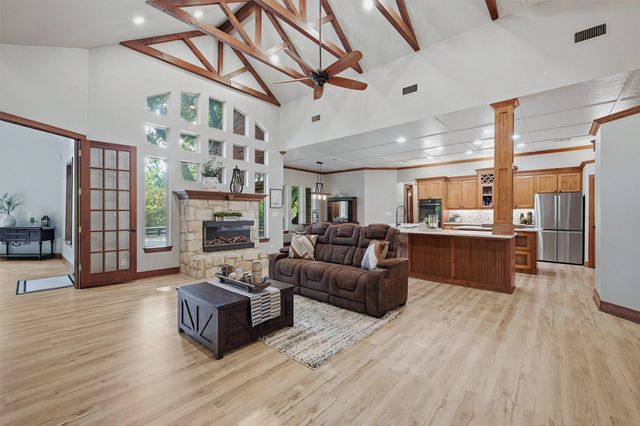 31 Forest Hills Circle, Gunter, TX 75058