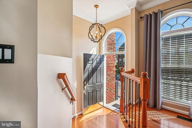 16368 GANGPLANK LN, Woodbridge, VA 22191