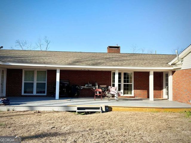 201 Burketts Ferry Road, Hazlehurst, GA 31539