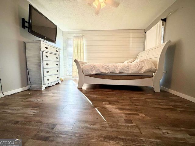 201 Burketts Ferry Road, Hazlehurst, GA 31539