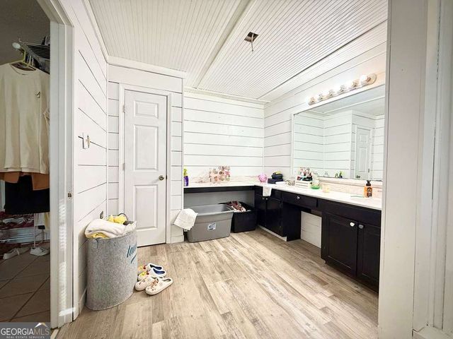 201 Burketts Ferry Road, Hazlehurst, GA 31539