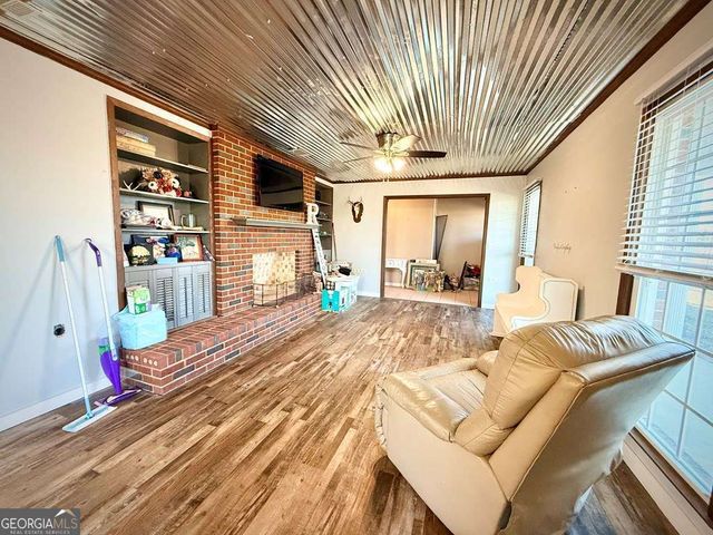 201 Burketts Ferry Road, Hazlehurst, GA 31539