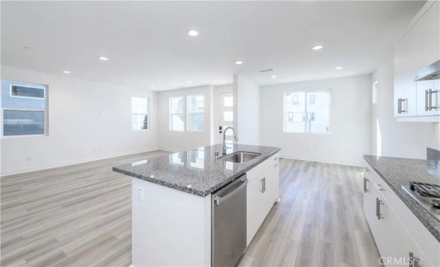 232 Tank, Irvine, CA 92618