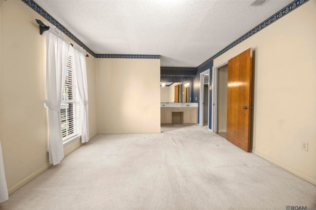 1620 S Lynne Ave, Gonzales, LA 70737