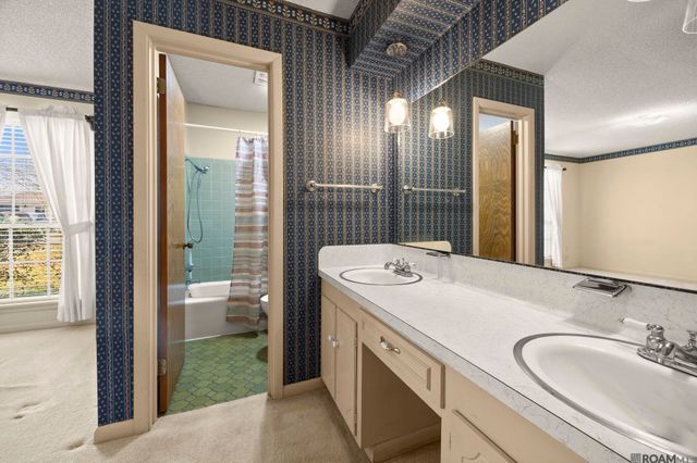 1620 S Lynne Ave, Gonzales, LA 70737